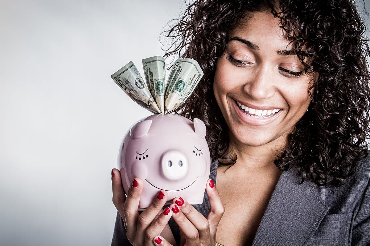 Học cách tiết kiệm tự động phù hợp sẽ giúp bạn cân bằng được tài chính
