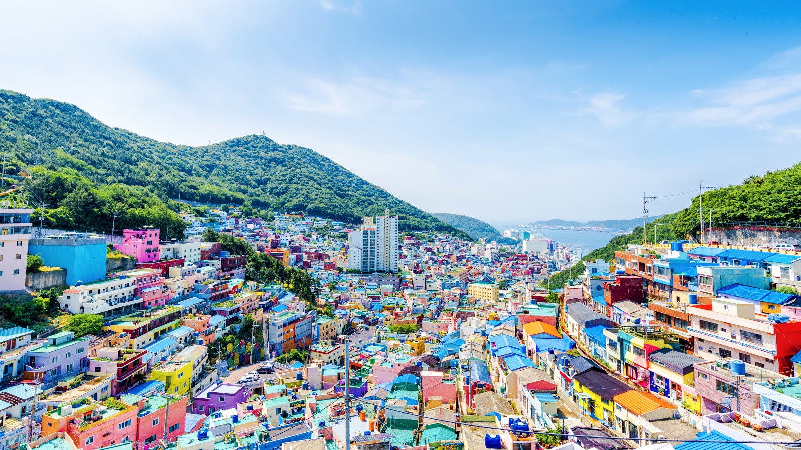 Thành phố Busan với những ngôi nhà đầy màu sắc